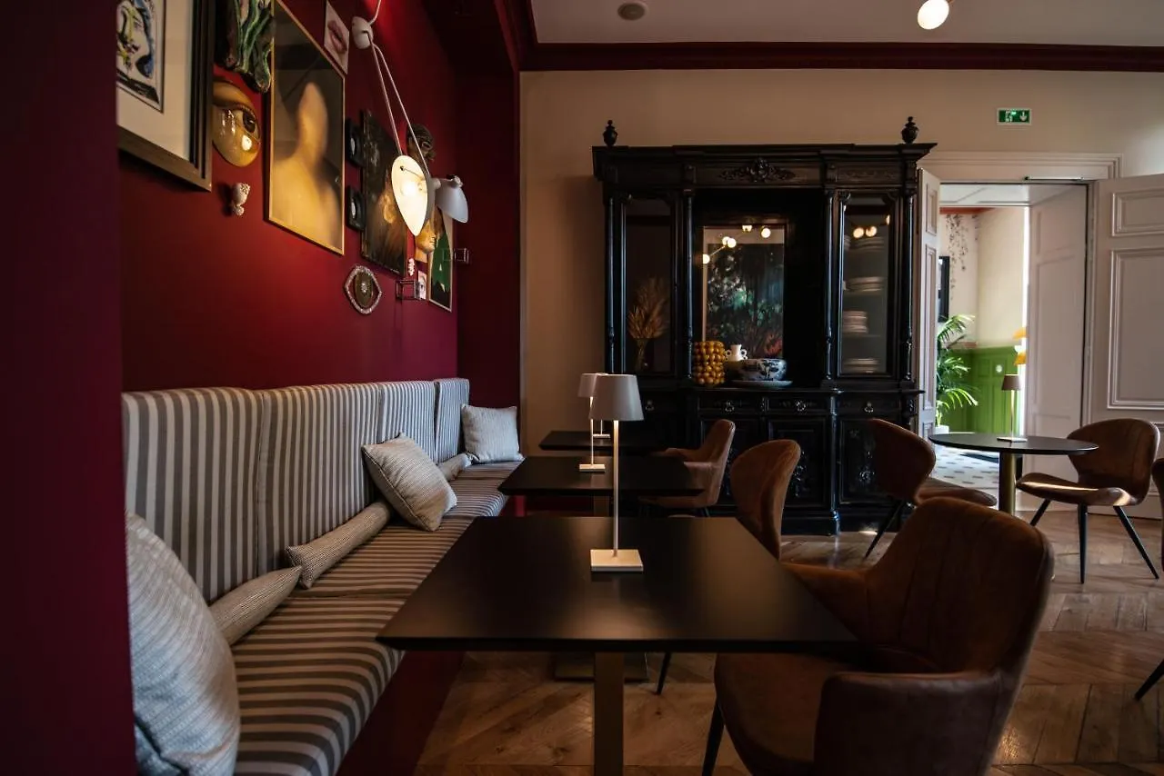 Chateau De Fiac - Luxurious Hotel & Spa