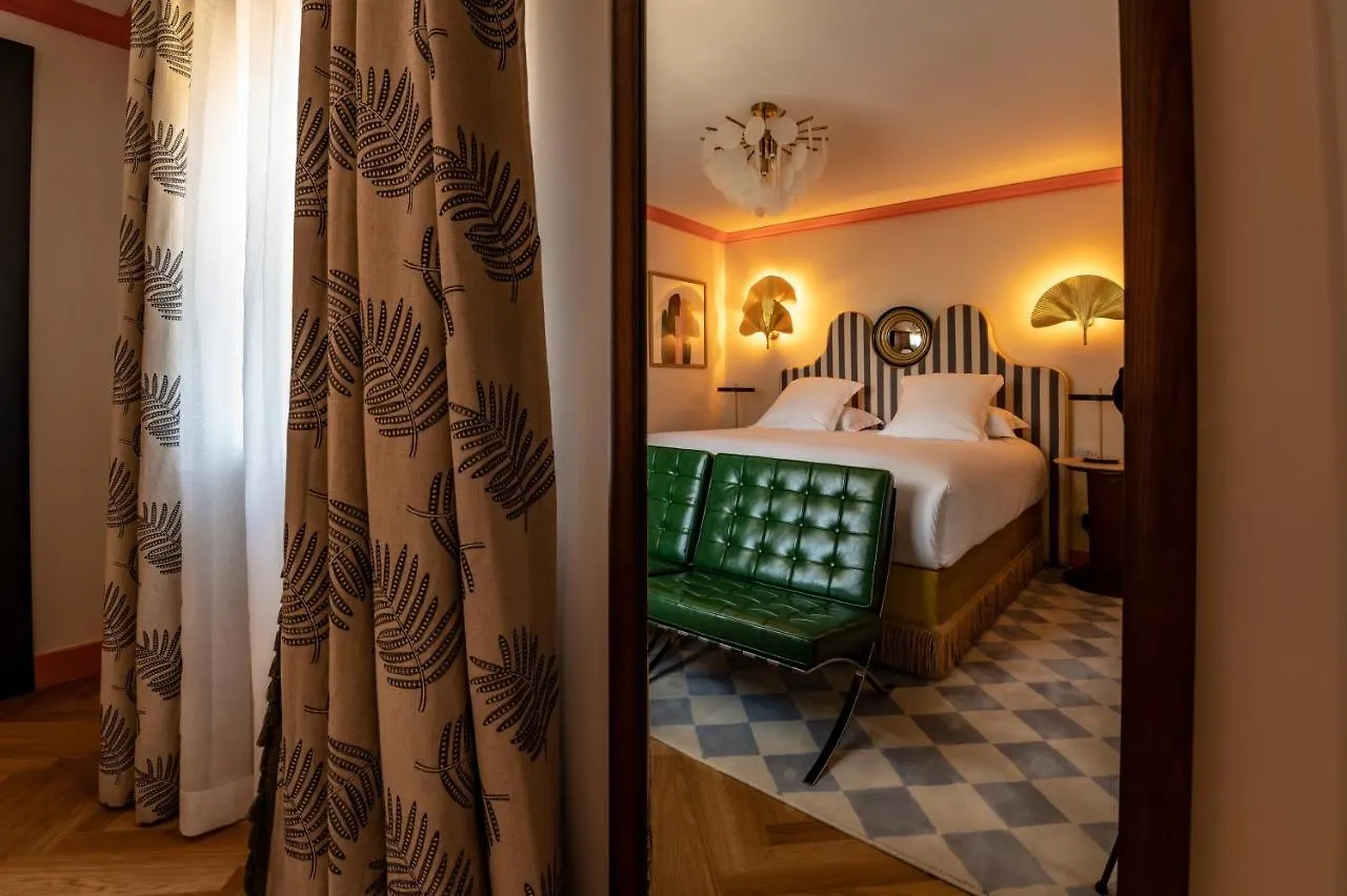 Chateau De Fiac - Luxurious Hotel & Spa 4*,