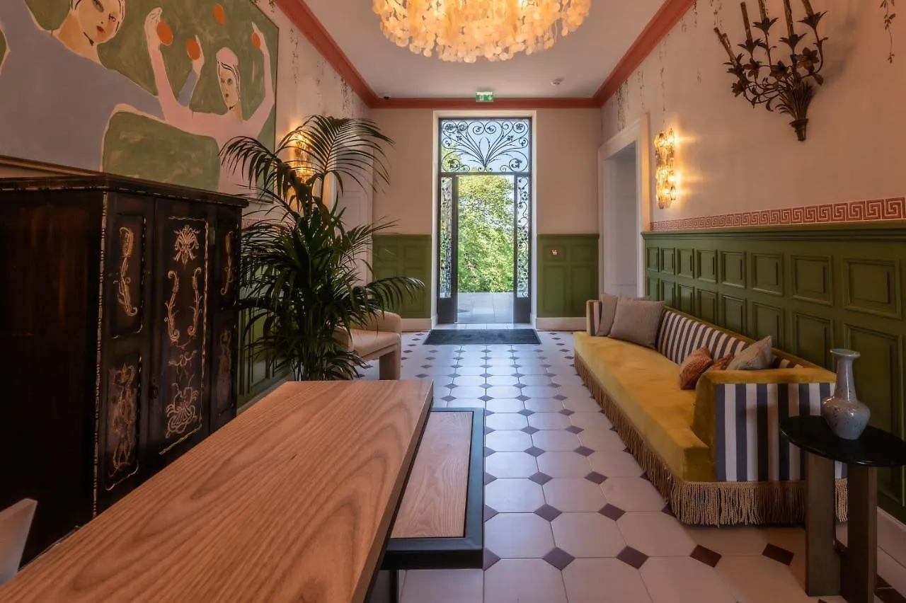 Chateau De Fiac - Luxurious Hotel & Spa