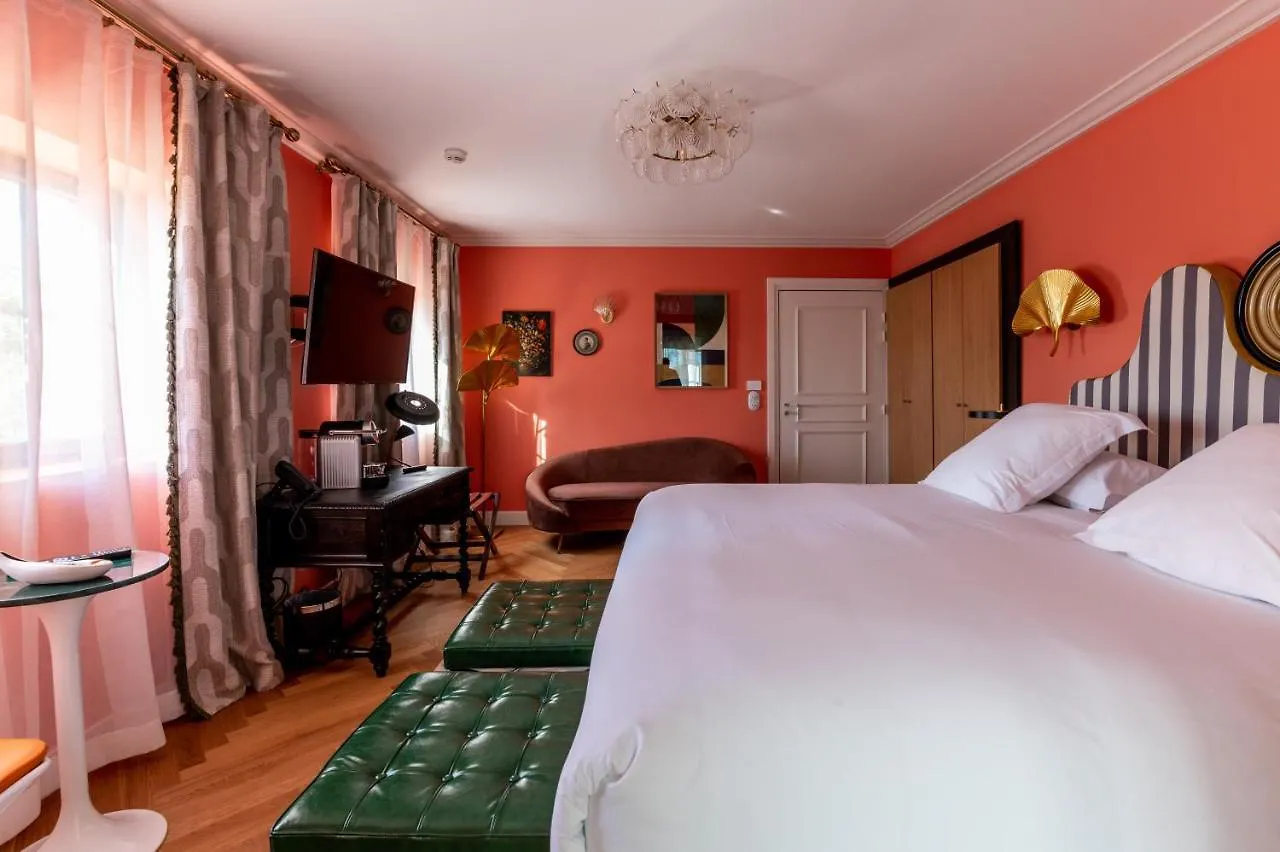 Chateau De Fiac - Luxurious Hotel & Spa